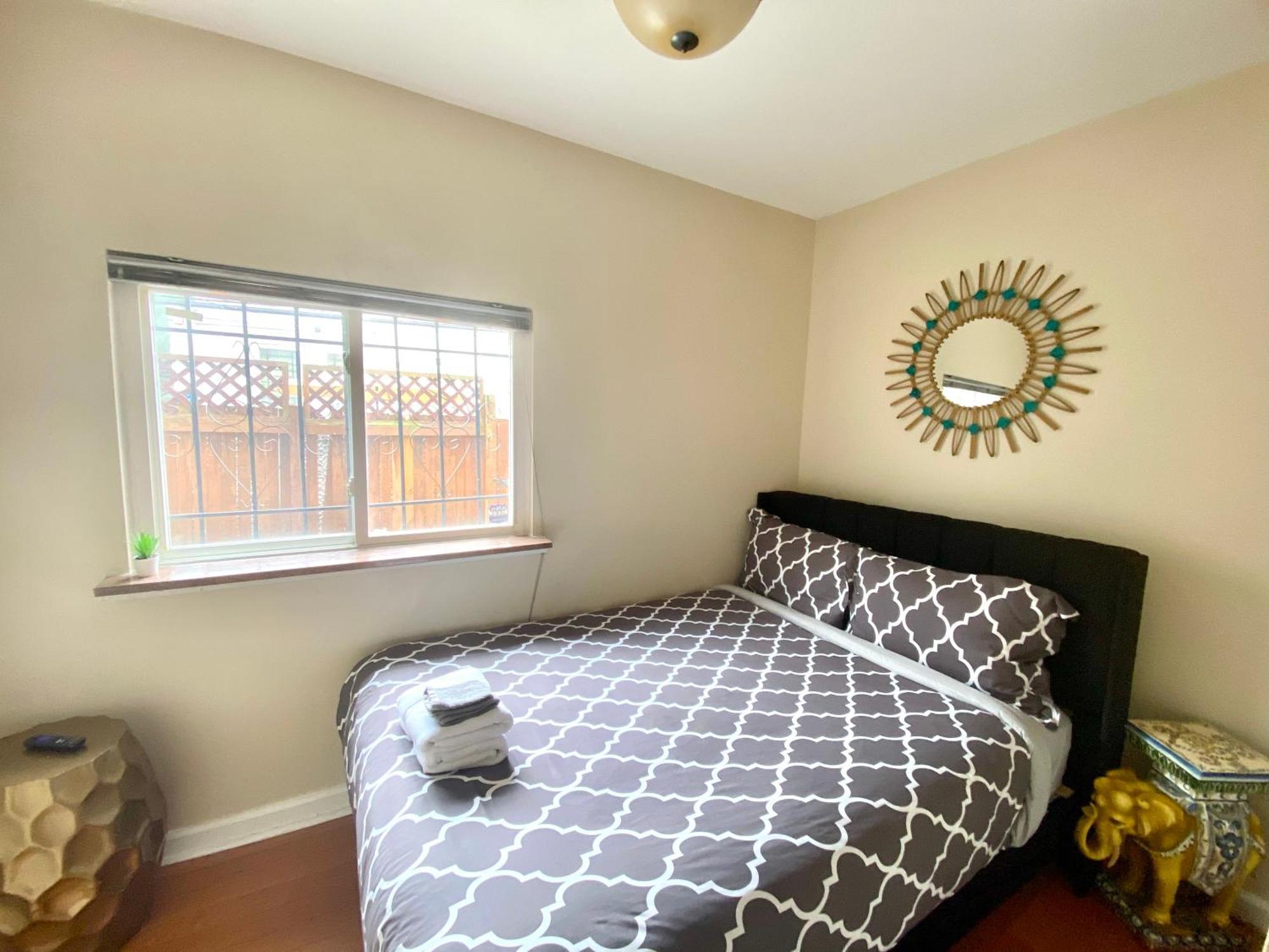 Historic Townhouse Oasis With En-Suite Bathroom Philadelphia Exteriör bild
